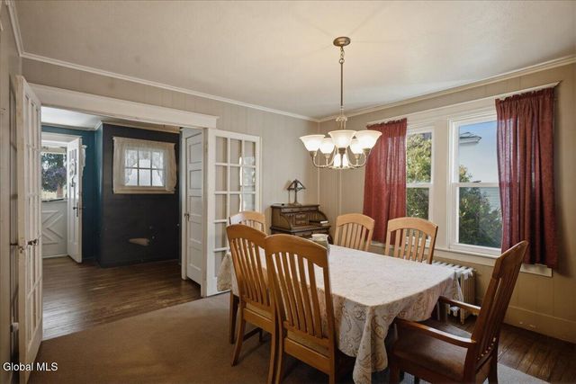 17 Granger Avenue, Saratoga Springs, NY 12866