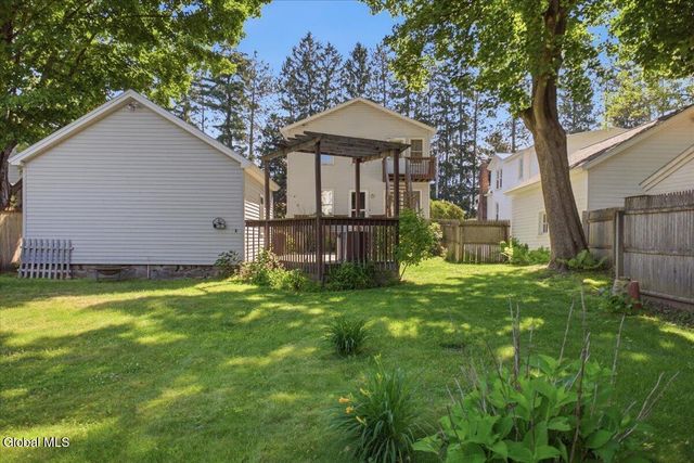 17 Granger Avenue, Saratoga Springs, NY 12866