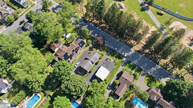 17 Granger Avenue, Saratoga Springs, NY 12866