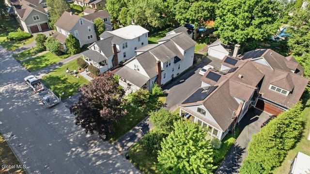 17 Granger Avenue, Saratoga Springs, NY 12866