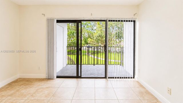 9022 W Atlantic Blvd 223, Coral Springs, FL 33071