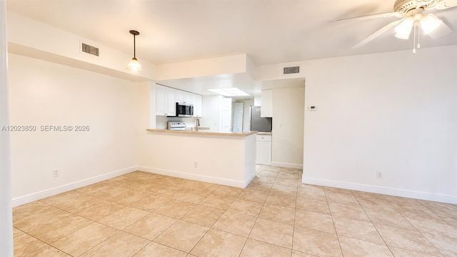 9022 W Atlantic Blvd 223, Coral Springs, FL 33071
