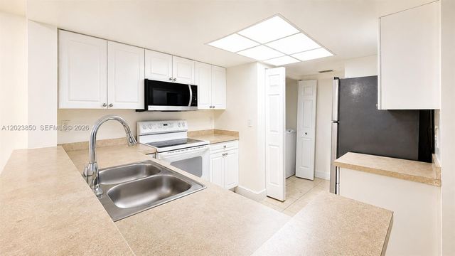 9022 W Atlantic Blvd 223, Coral Springs, FL 33071