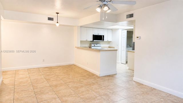 9022 W Atlantic Blvd 223, Coral Springs, FL 33071
