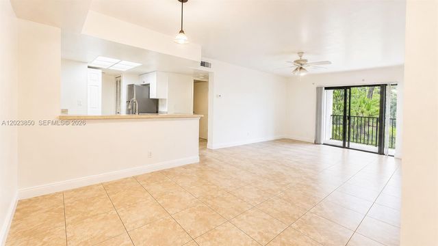 9022 W Atlantic Blvd 223, Coral Springs, FL 33071