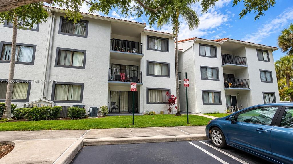 9022 W Atlantic Blvd 223, Coral Springs, FL 33071