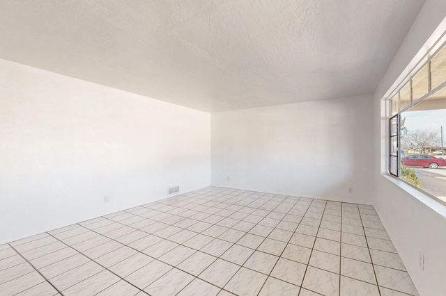 9612 Prospect Avenue NE, Albuquerque, NM 87112