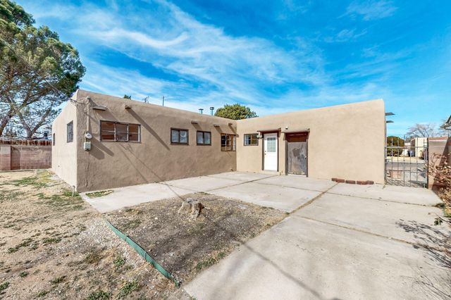 9612 Prospect Avenue NE, Albuquerque, NM 87112