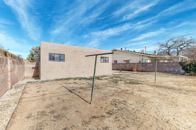 9612 Prospect Avenue NE, Albuquerque, NM 87112