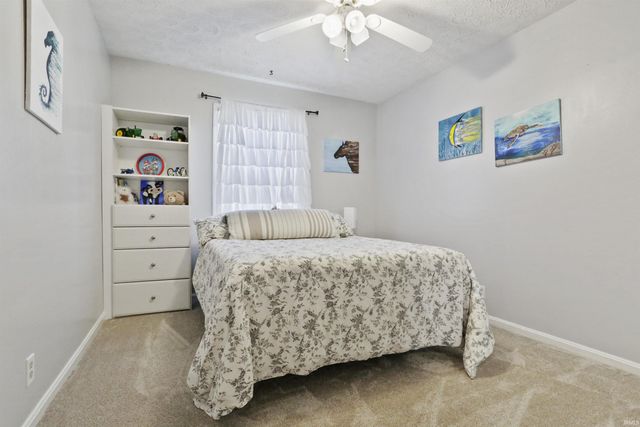 6229 Cheshire Drive, Mount Vernon, IN 47620