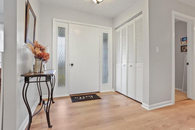 6229 Cheshire Drive, Mount Vernon, IN 47620