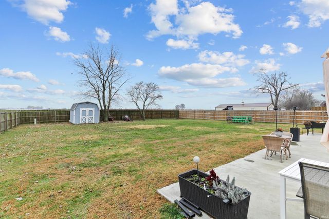 6229 Cheshire Drive, Mount Vernon, IN 47620