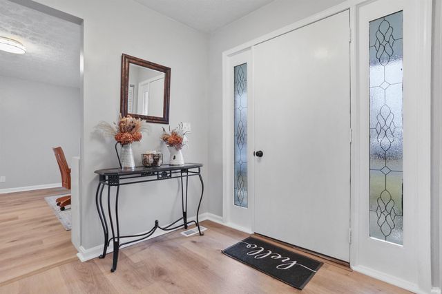 6229 Cheshire Drive, Mount Vernon, IN 47620