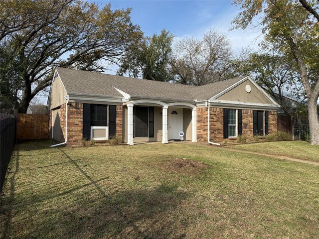 375 Ancestry Lane, Dallas, TX 75217