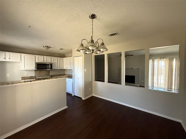 375 Ancestry Lane, Dallas, TX 75217