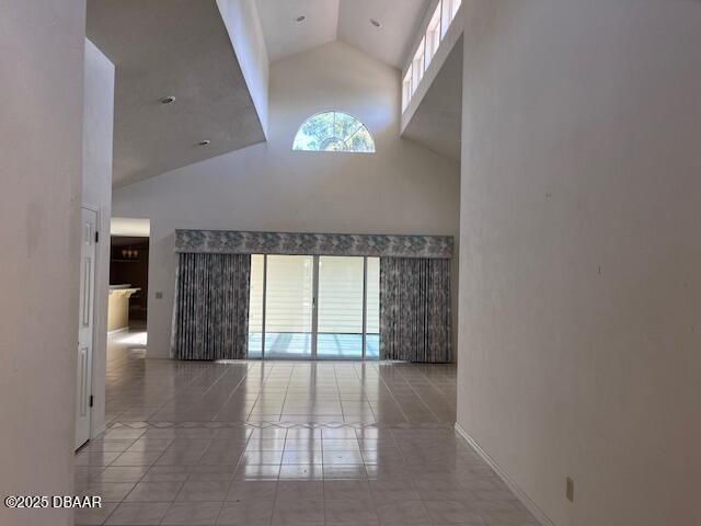 18 Treetop Circle, Ormond Beach, FL 32174