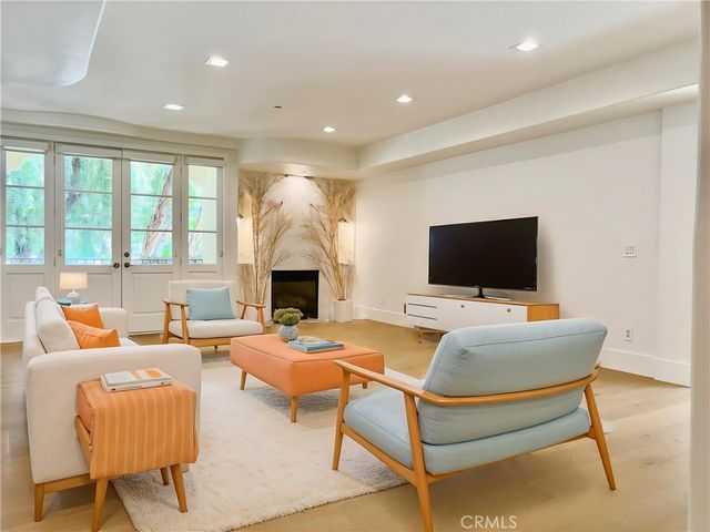1861 Veteran Avenue 101, Westwood Century City, CA 90025