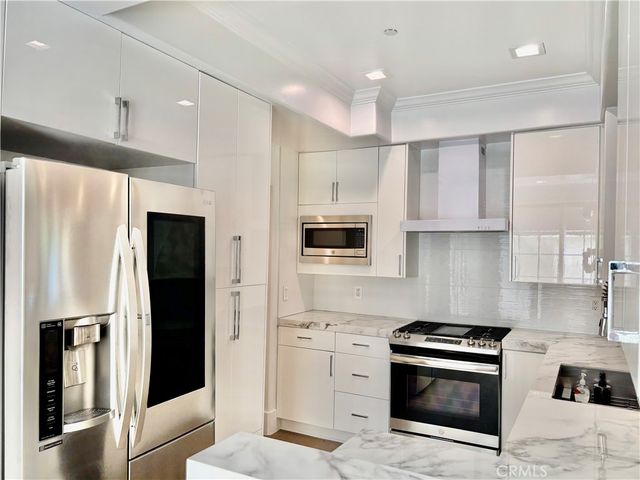 1861 Veteran Avenue 101, Westwood Century City, CA 90025