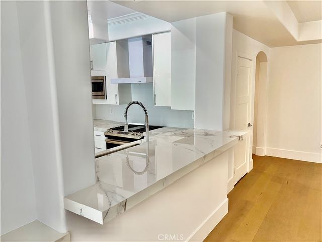 1861 Veteran Avenue 101, Westwood Century City, CA 90025