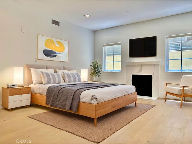 1861 Veteran Avenue 101, Westwood Century City, CA 90025