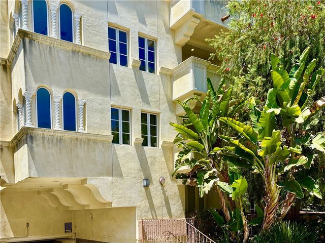 1861 Veteran Avenue 101, Westwood Century City, CA 90025
