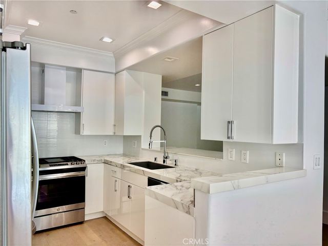 1861 Veteran Avenue 101, Westwood Century City, CA 90025