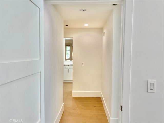 1861 Veteran Avenue 101, Westwood Century City, CA 90025