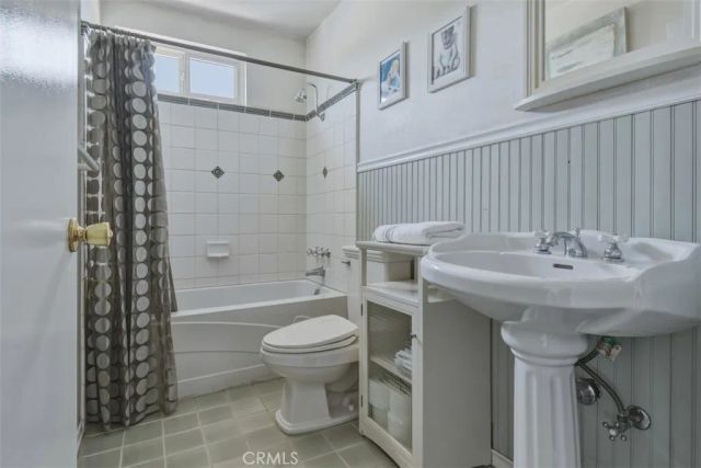 5017 Cartwright 1, North Hollywood, CA 91601