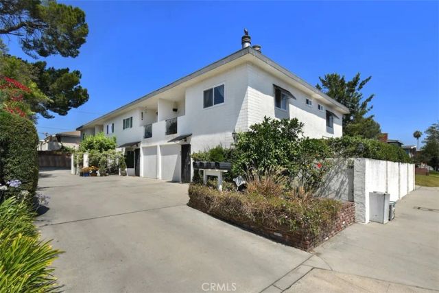 5017 Cartwright 1, North Hollywood, CA 91601