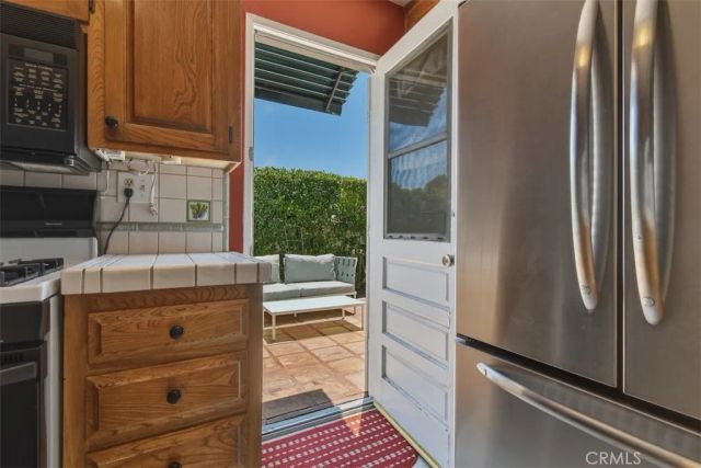 5017 Cartwright 1, North Hollywood, CA 91601