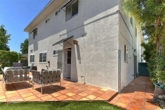 5017 Cartwright 1, North Hollywood, CA 91601