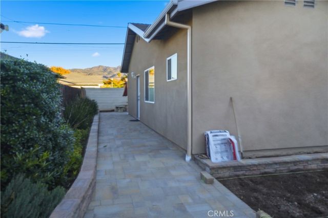 215 E 2nd Street A, San Dimas, CA 91773