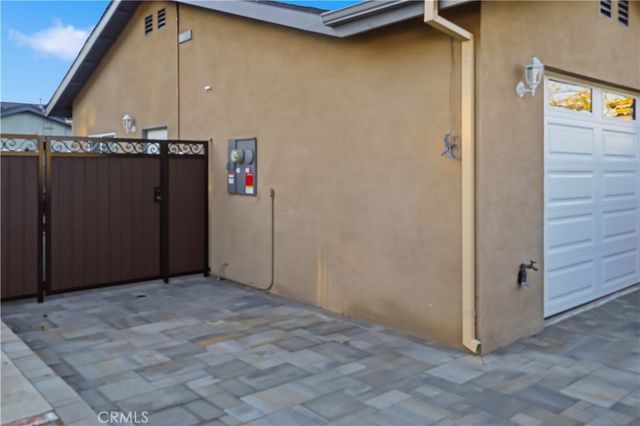 215 E 2nd Street A, San Dimas, CA 91773