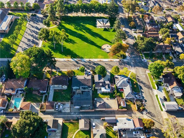 215 E 2nd Street A, San Dimas, CA 91773