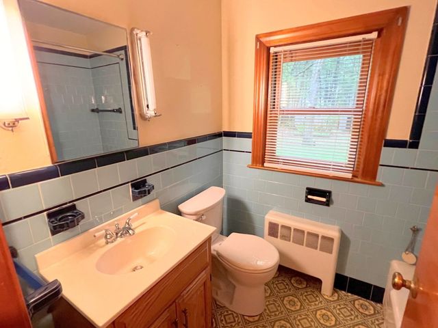 18 Main St, Chelmsford, MA 01863