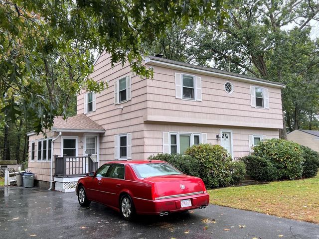 18 Main St, Chelmsford, MA 01863