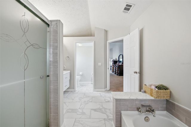 2305 MARSEILLE COURT, Valrico, FL 33596