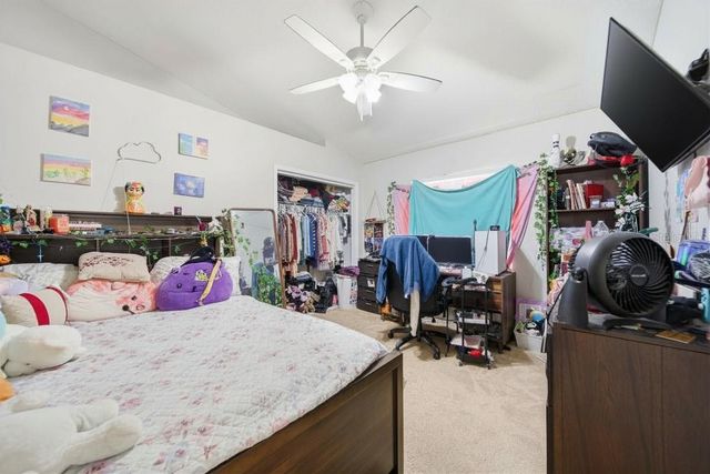 2305 MARSEILLE COURT, Valrico, FL 33596