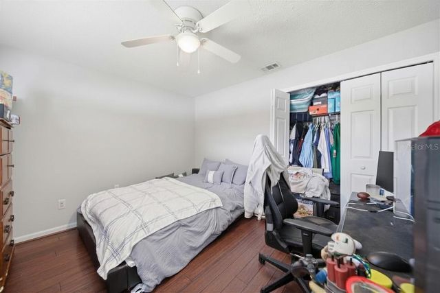 2305 MARSEILLE COURT, Valrico, FL 33596