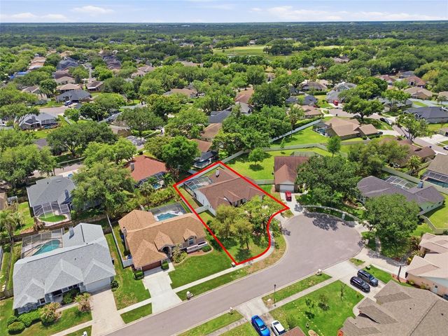 2305 MARSEILLE COURT, Valrico, FL 33596