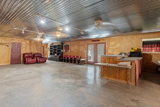 4975 SE 3000, Andrews, TX 79714