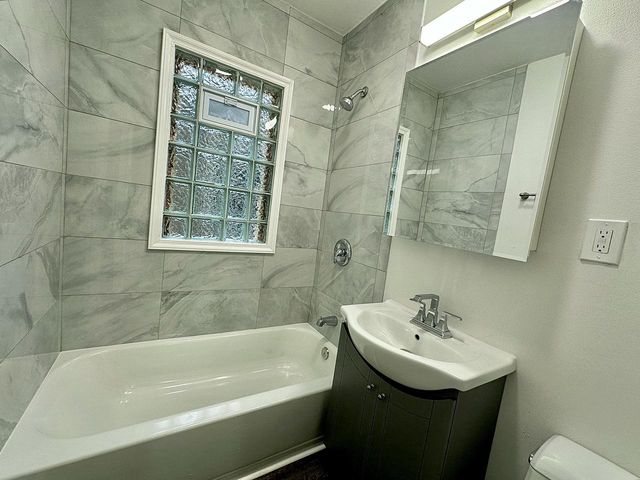 4554 N 37th STREET, Milwaukee, WI 53209