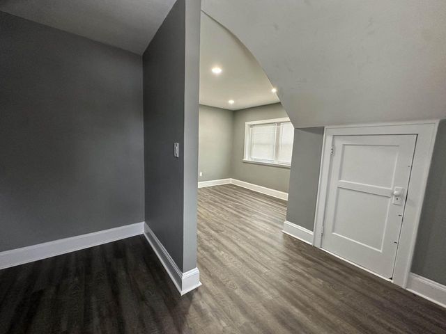 4554 N 37th STREET, Milwaukee, WI 53209