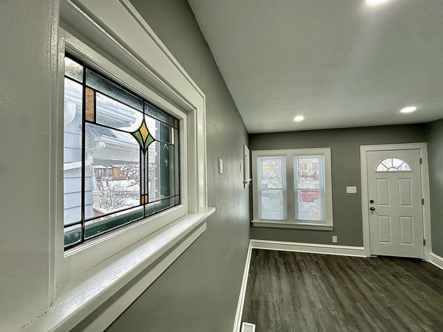 4554 N 37th STREET, Milwaukee, WI 53209