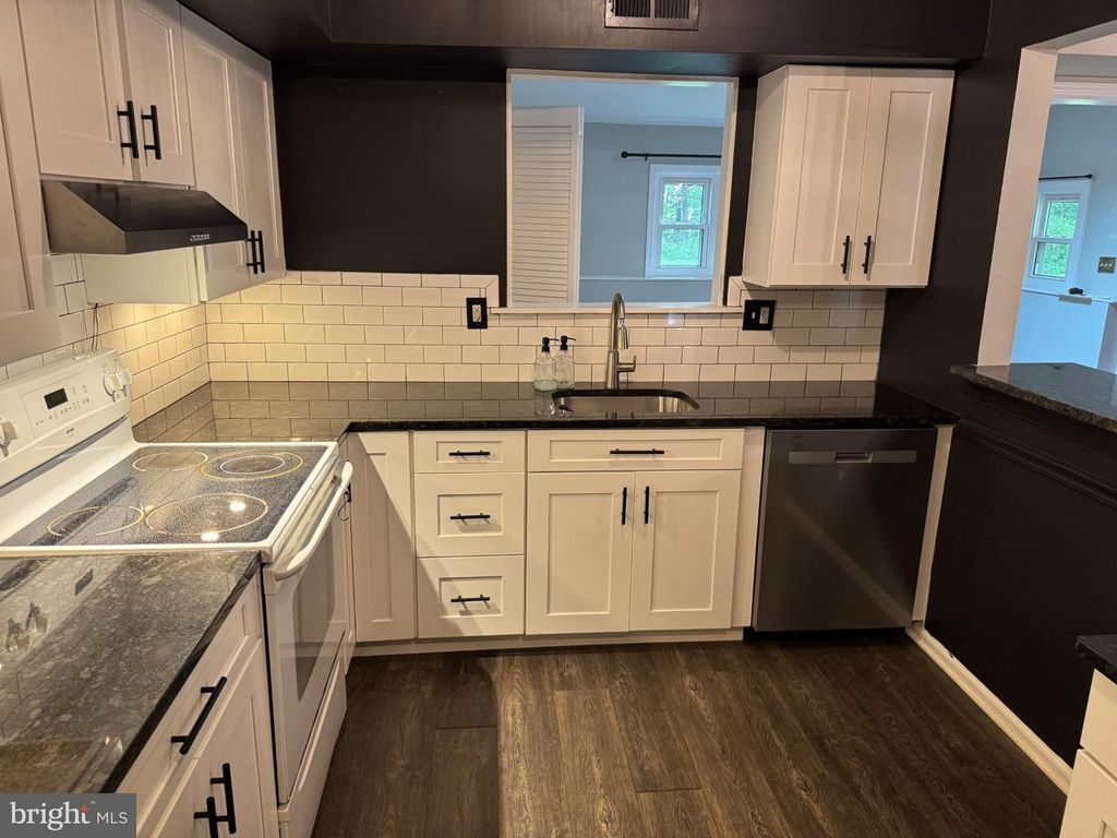 131 DENBIGH TER, WEST CHESTER, PA 19380 — photo 5