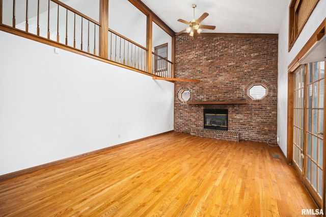 1728 W MARLENE Court, Peoria, IL 61614