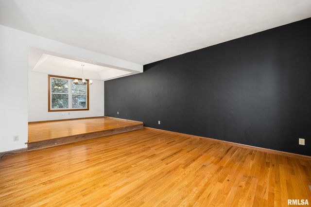 1728 W MARLENE Court, Peoria, IL 61614