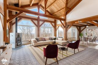 25220 Homestead Road, Chugiak, AK 99567