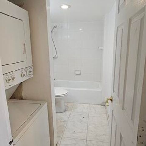 4174 Inverrary Drive 702, Lauderhill, FL 33319