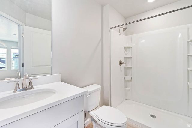 253 N ROUNDABOUT ST, Saratoga Springs, UT 84045